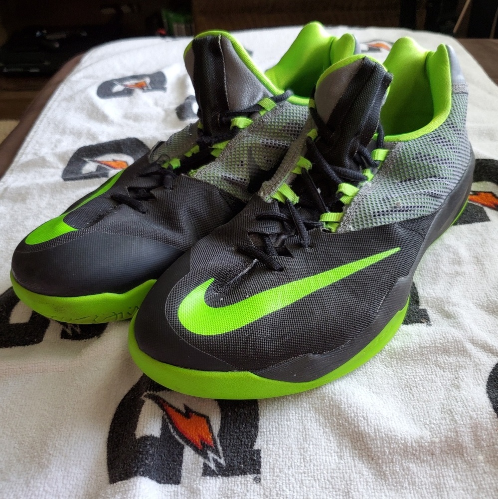 Nike Zoom sneakers